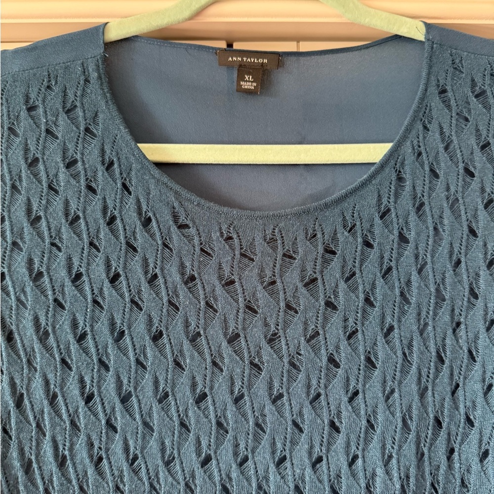 Ann Taylor Teal Top